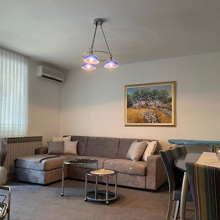 Apartman نجيفيش المظهر الخارجي الصورة