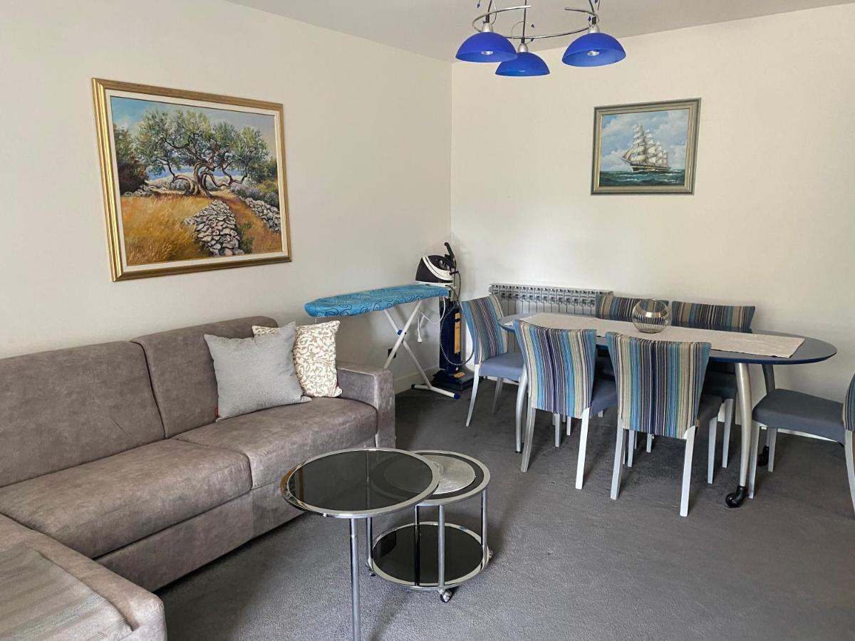 Apartman نجيفيش المظهر الخارجي الصورة