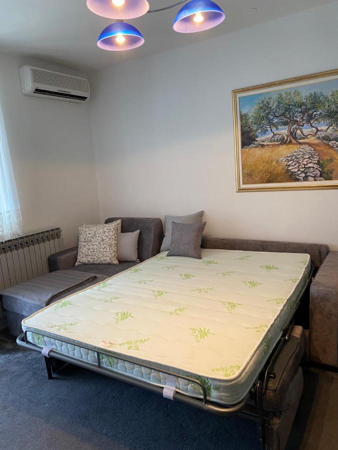 Apartman نجيفيش المظهر الخارجي الصورة